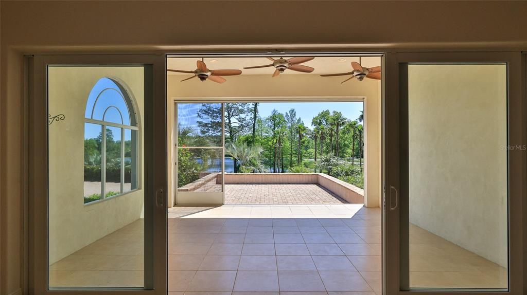 For Sale: $1,999,999 (5 beds, 5 baths, 6077 Square Feet)