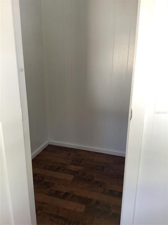 待售: $98,500 (2 贝兹, 1 浴室, 784 平方英尺)