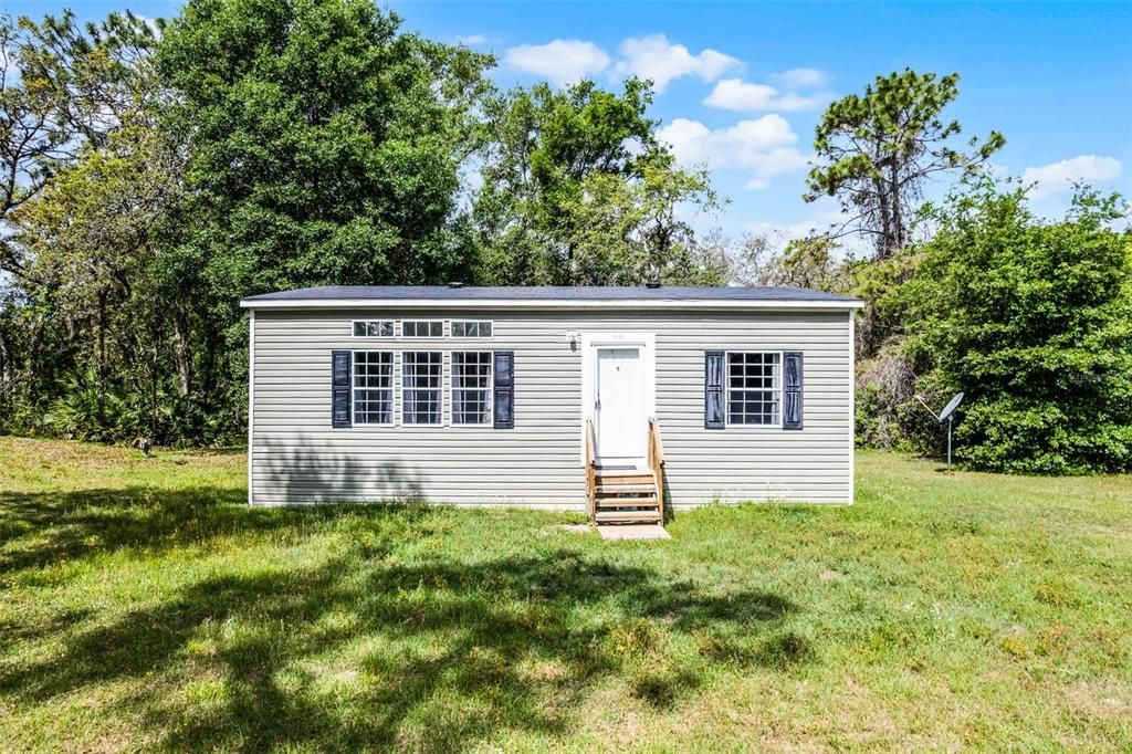 Recently Sold: $185,000 (2 beds, 2 baths, 936 Square Feet)