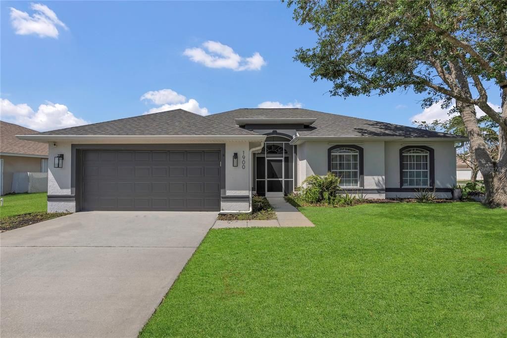 Recently Sold: $479,000 (3 beds, 2 baths, 1723 Square Feet)