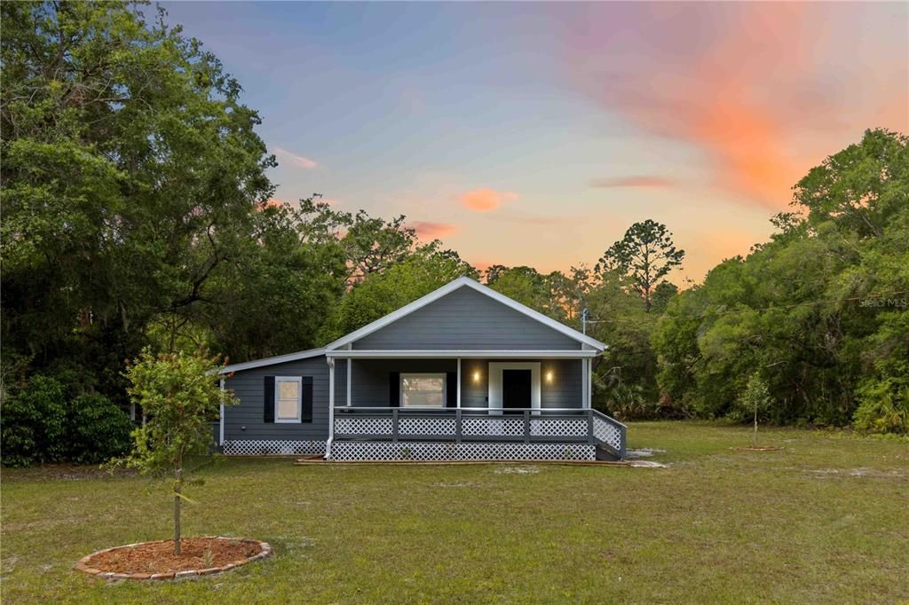 Vendido Recientemente: $299,900 (3 camas, 2 baños, 1492 Pies cuadrados)