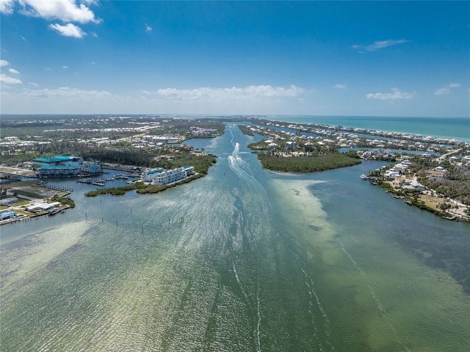 For Sale: $999,999 (0.45 acres)