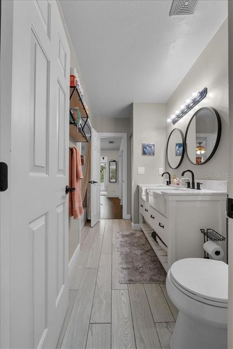 待售: $1,859,999 (6 贝兹, 5 浴室, 5400 平方英尺)