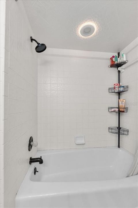 待售: $1,859,999 (6 贝兹, 5 浴室, 5400 平方英尺)