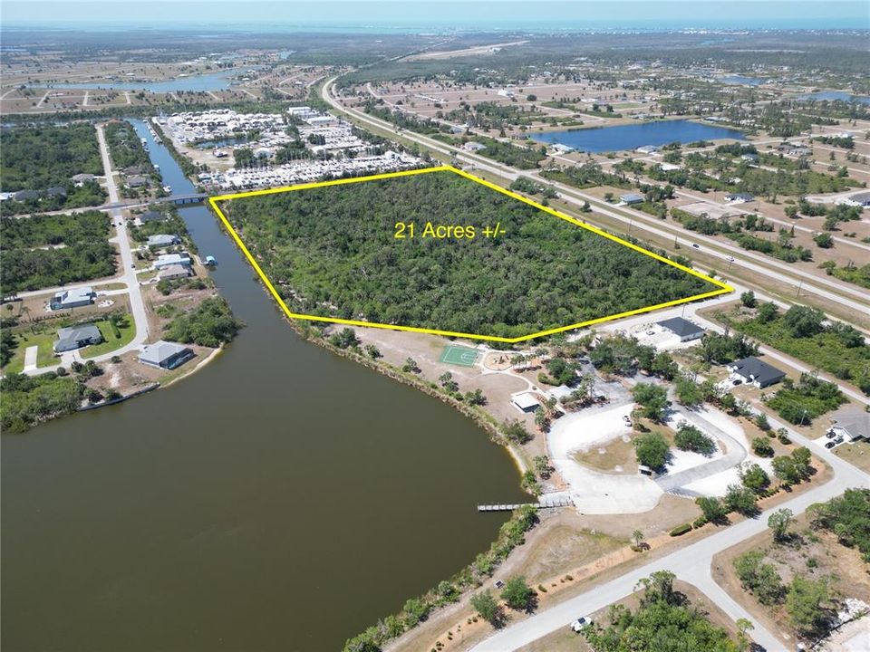 For Sale: $1,430,712 (7.71 acres)