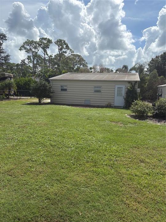 For Sale: $739,900 (3 beds, 2 baths, 2005 Square Feet)