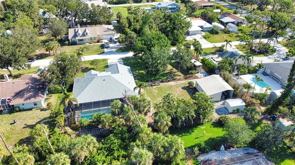 For Sale: $739,900 (3 beds, 2 baths, 2005 Square Feet)