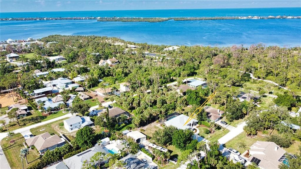 For Sale: $739,900 (3 beds, 2 baths, 2005 Square Feet)