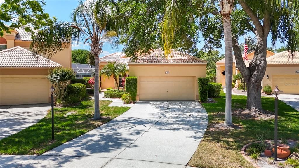 Active With Contract: $359,900 (3 beds, 2 baths, 1983 Square Feet)