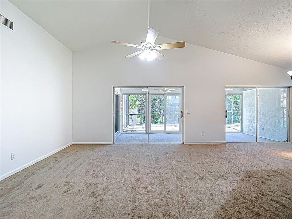 Active With Contract: $359,900 (3 beds, 2 baths, 1983 Square Feet)