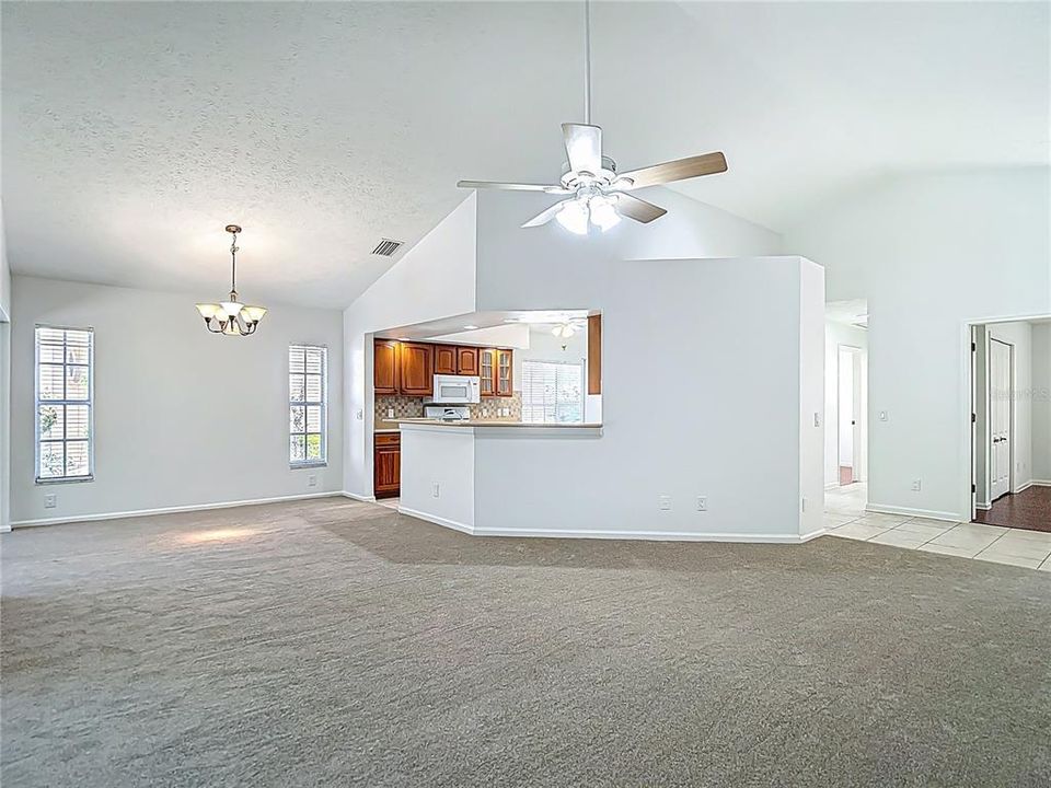 Active With Contract: $359,900 (3 beds, 2 baths, 1983 Square Feet)