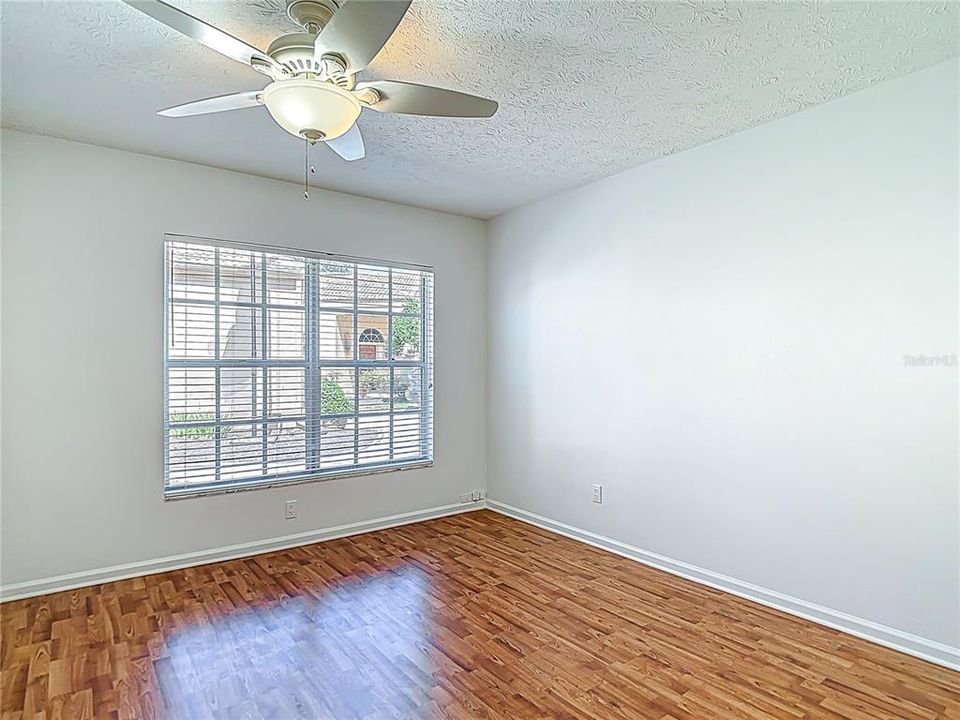 Active With Contract: $359,900 (3 beds, 2 baths, 1983 Square Feet)