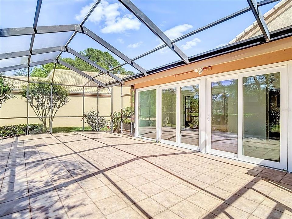 Active With Contract: $359,900 (3 beds, 2 baths, 1983 Square Feet)