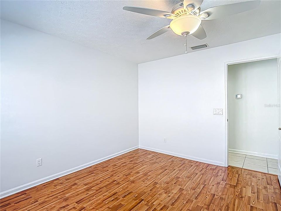 Active With Contract: $359,900 (3 beds, 2 baths, 1983 Square Feet)