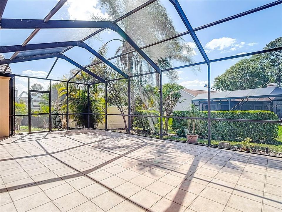 Active With Contract: $359,900 (3 beds, 2 baths, 1983 Square Feet)