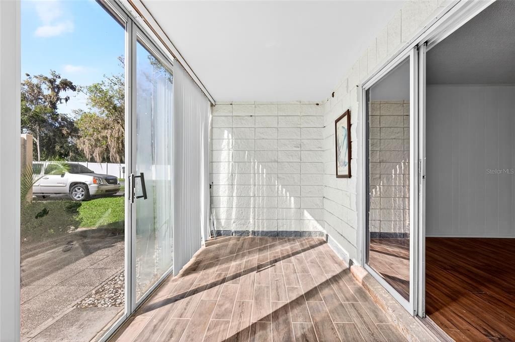 待售: $135,000 (2 贝兹, 2 浴室, 1148 平方英尺)