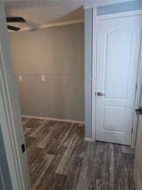 For Sale: $295,000 (3 beds, 2 baths, 1248 Square Feet)