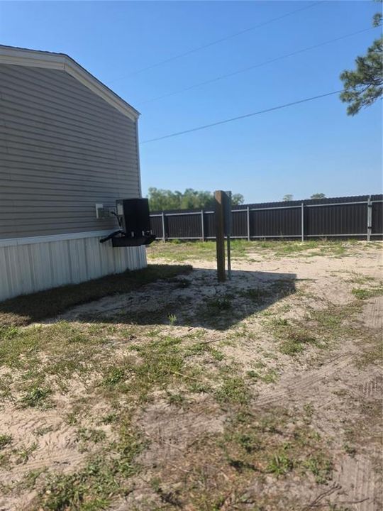 For Sale: $295,000 (3 beds, 2 baths, 1248 Square Feet)