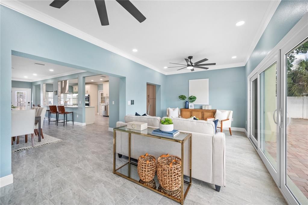 待售: $2,100,000 (7 贝兹, 6 浴室, 5091 平方英尺)