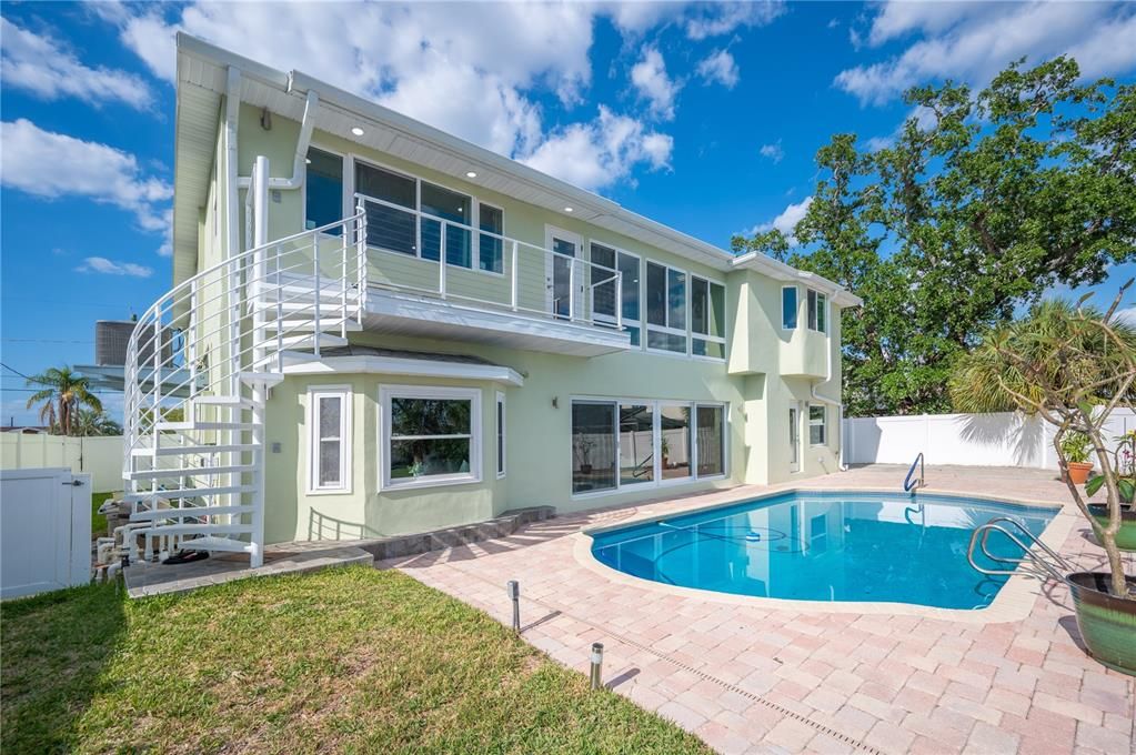 待售: $2,100,000 (7 贝兹, 6 浴室, 5091 平方英尺)