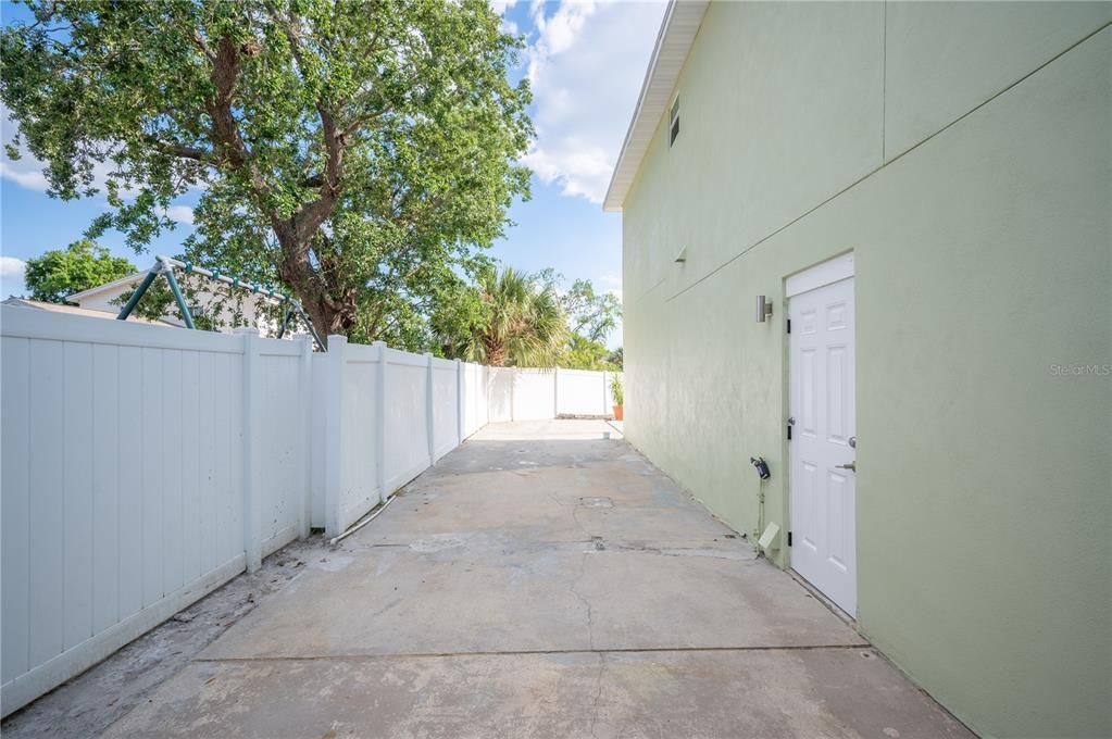 待售: $2,100,000 (7 贝兹, 6 浴室, 5091 平方英尺)