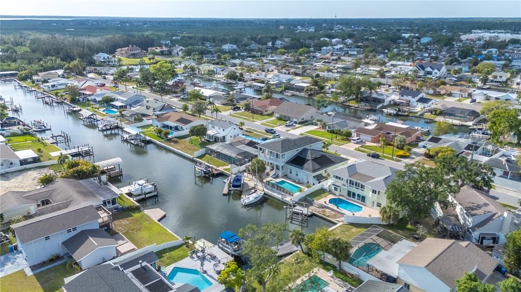 待售: $2,100,000 (7 贝兹, 6 浴室, 5091 平方英尺)