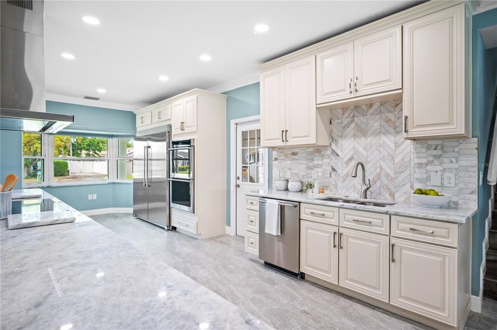 待售: $2,100,000 (7 贝兹, 6 浴室, 5091 平方英尺)