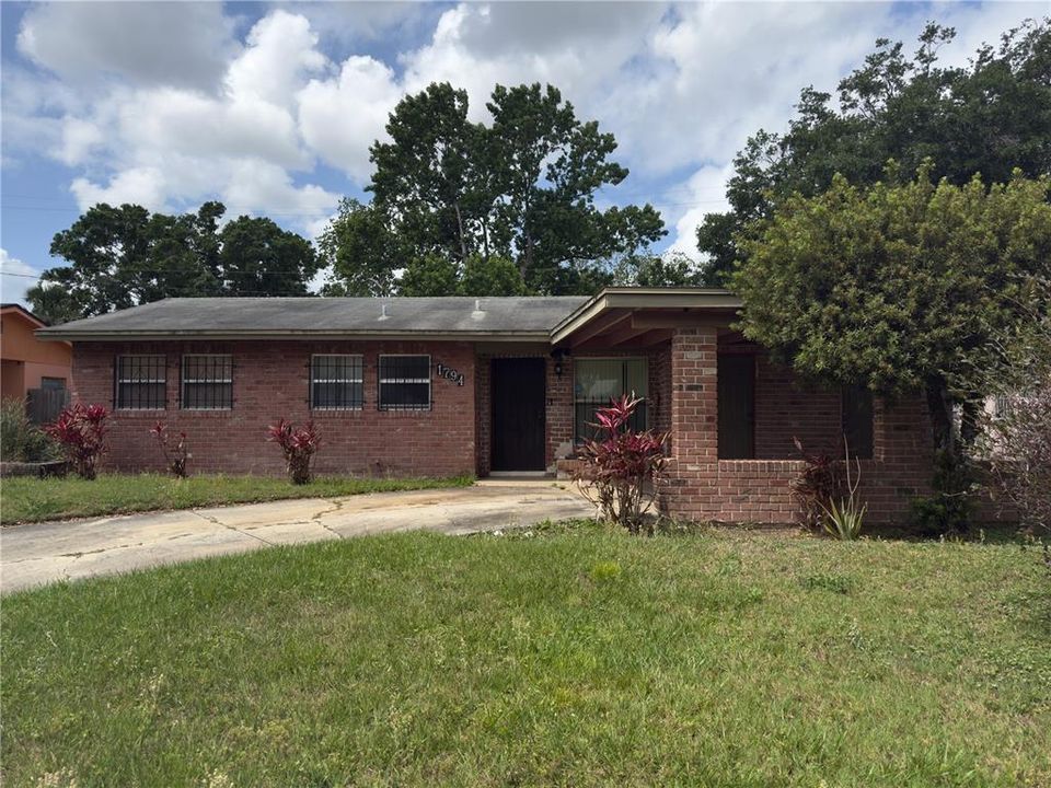 Vendido Recientemente: $195,000 (3 camas, 1 baños, 1170 Pies cuadrados)