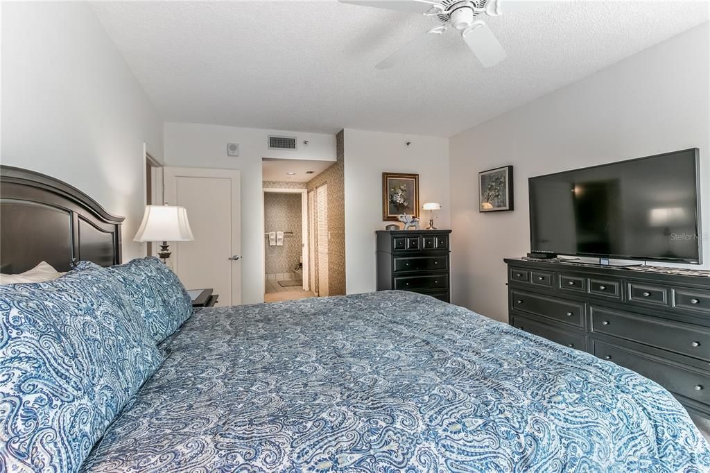 En Renta: $3,725 (2 camas, 2 baños, 1255 Pies cuadrados)