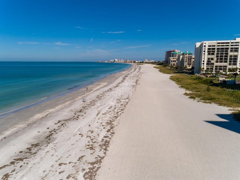 En Renta: $3,725 (2 camas, 2 baños, 1255 Pies cuadrados)