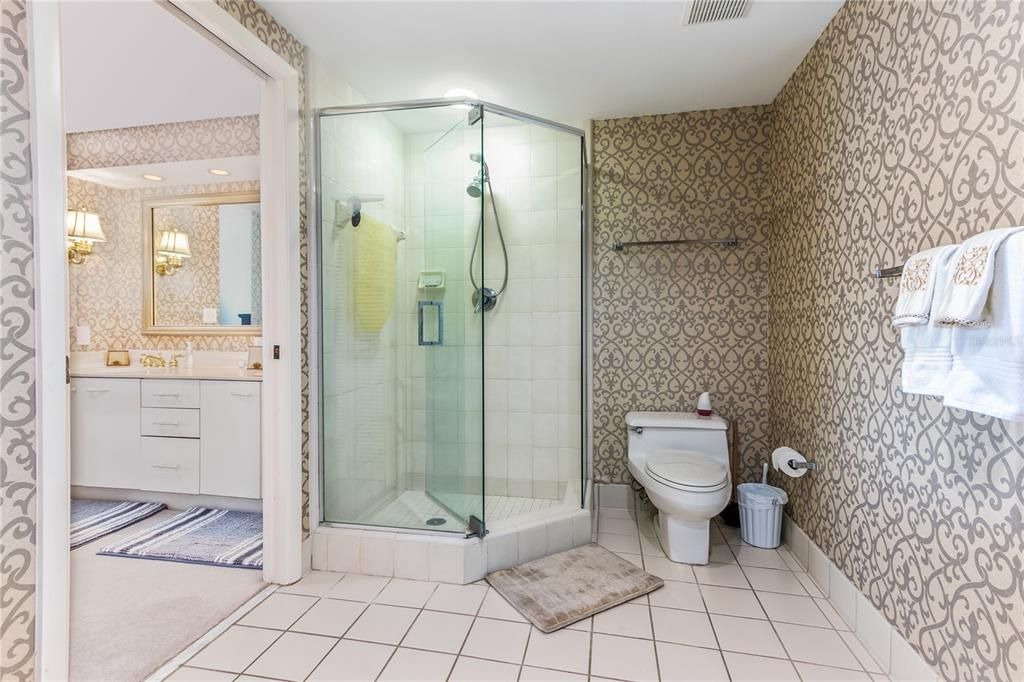 En Renta: $3,725 (2 camas, 2 baños, 1255 Pies cuadrados)