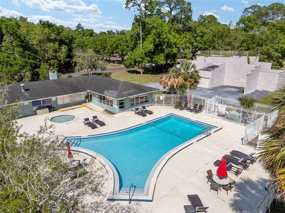 Active With Contract: $159,500 (3 beds, 2 baths, 1384 Square Feet)