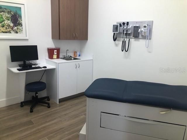 For Sale: $5,250,000 (0 beds, 0 baths, 11980 Square Feet)