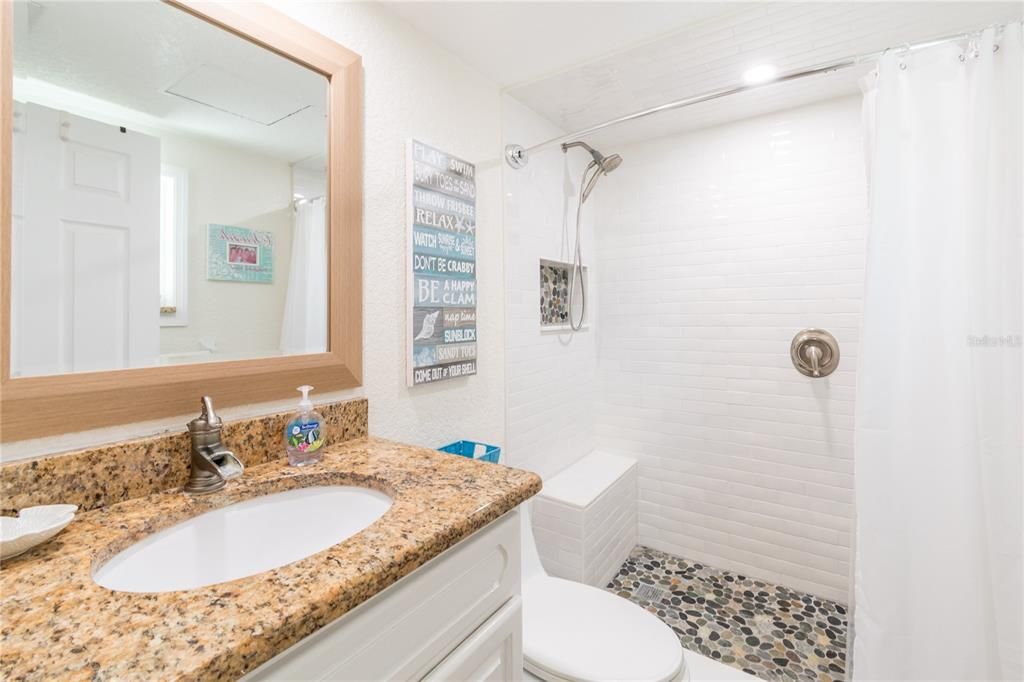 Activo con contrato: $515,000 (2 camas, 2 baños, 1080 Pies cuadrados)