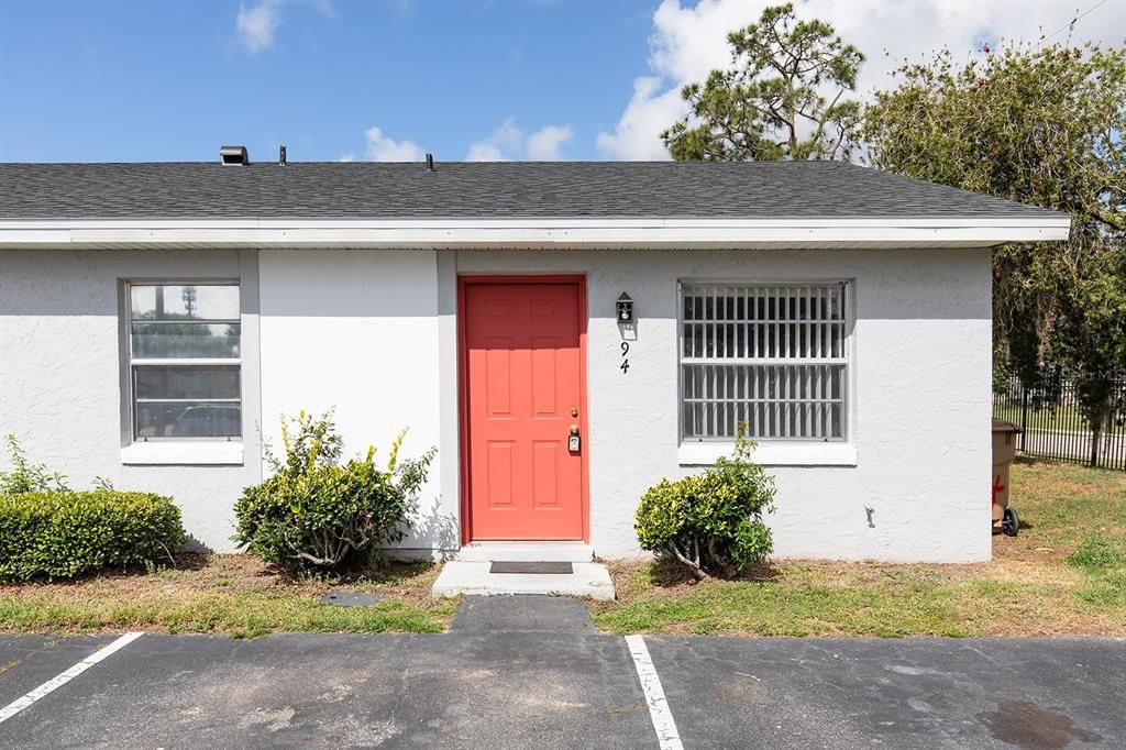 Недавно продано: $214,990 (2 спален, 2 ванн, 864 Квадратных фут)