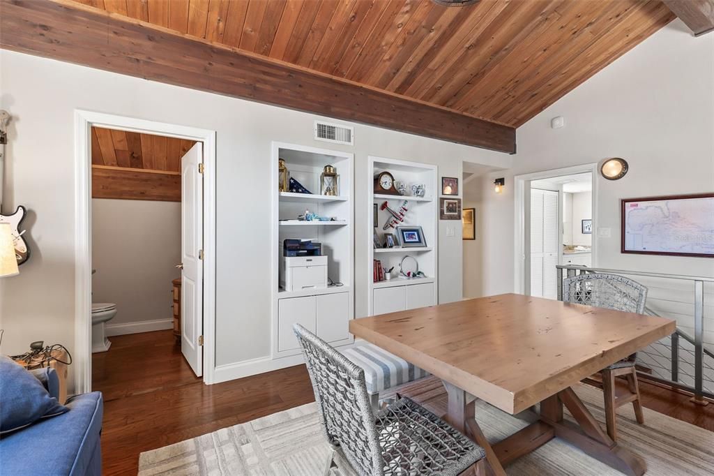 For Sale: $1,399,900 (3 beds, 3 baths, 2822 Square Feet)