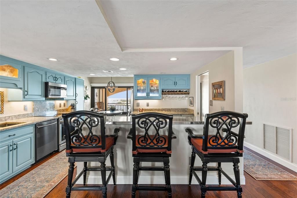 For Sale: $1,399,900 (3 beds, 3 baths, 2822 Square Feet)