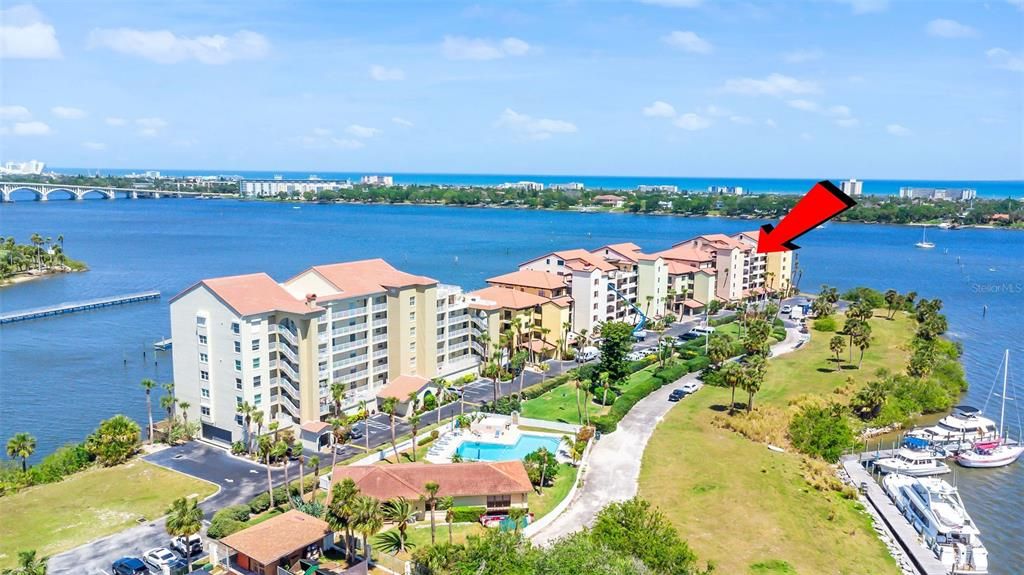 For Sale: $1,399,900 (3 beds, 3 baths, 2822 Square Feet)