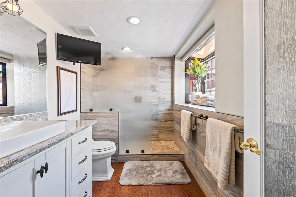 For Sale: $1,399,900 (3 beds, 3 baths, 2822 Square Feet)