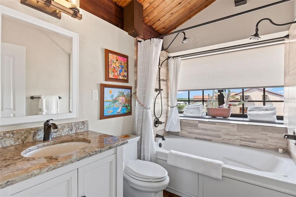 For Sale: $1,399,900 (3 beds, 3 baths, 2822 Square Feet)