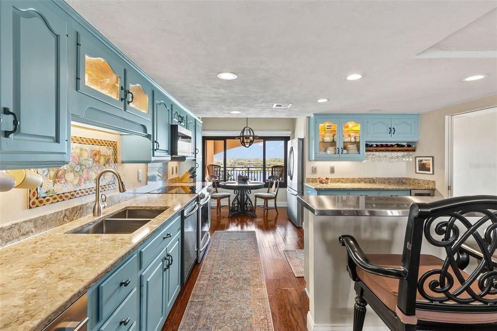 For Sale: $1,399,900 (3 beds, 3 baths, 2822 Square Feet)