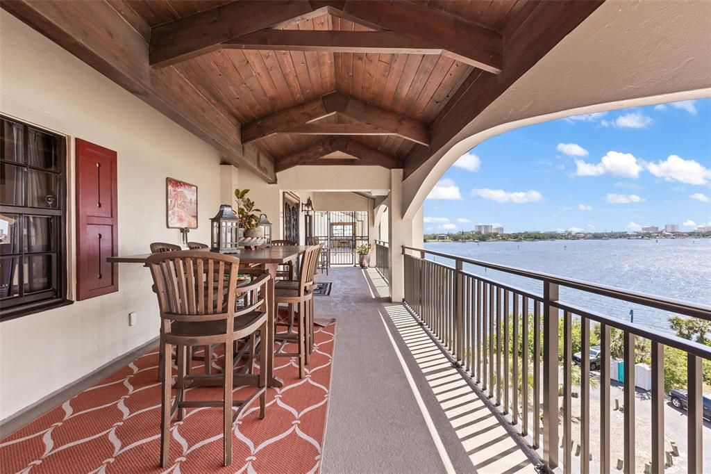 For Sale: $1,399,900 (3 beds, 3 baths, 2822 Square Feet)