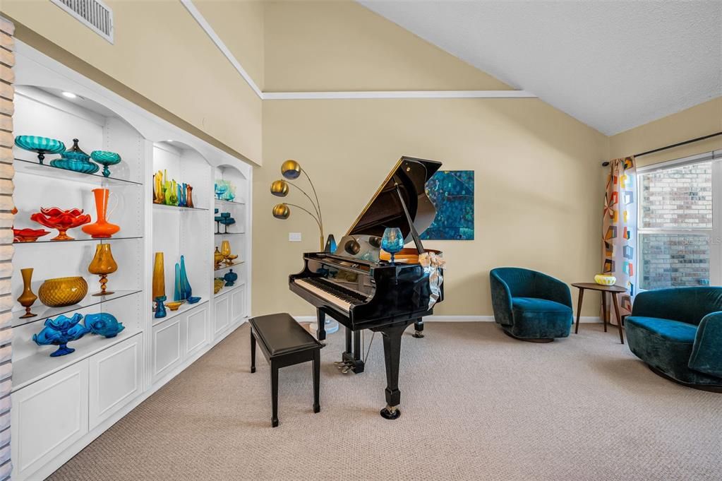 For Sale: $885,000 (4 beds, 3 baths, 2845 Square Feet)