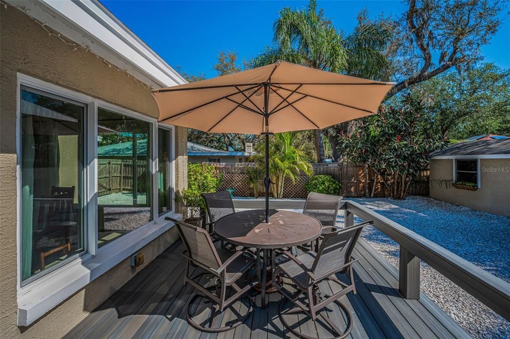 For Sale: $885,000 (4 beds, 3 baths, 2845 Square Feet)