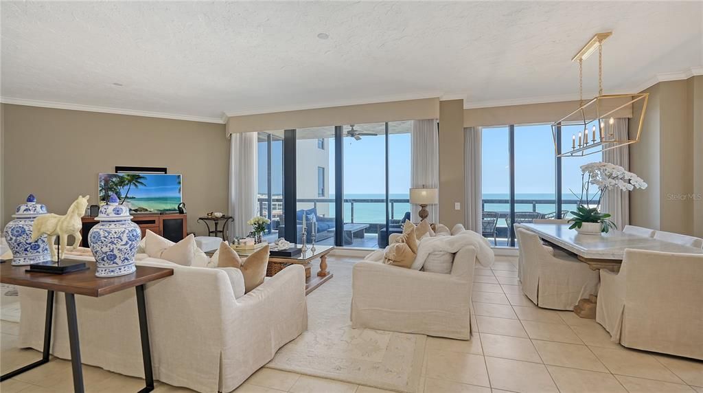 Activo con contrato: $2,495,000 (2 camas, 3 baños, 2655 Pies cuadrados)