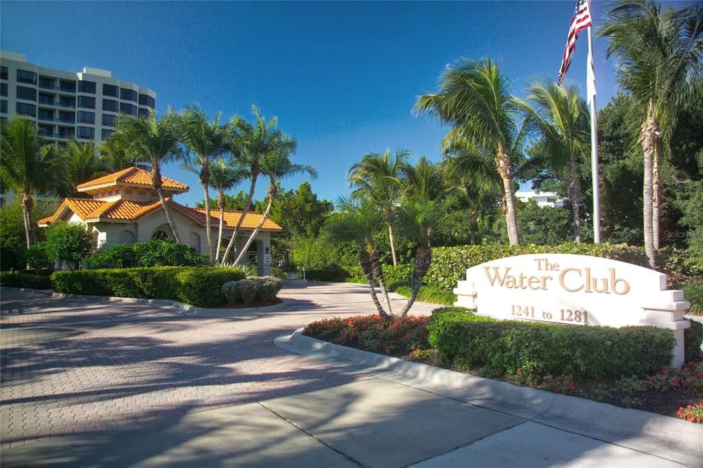 Activo con contrato: $2,495,000 (2 camas, 3 baños, 2655 Pies cuadrados)