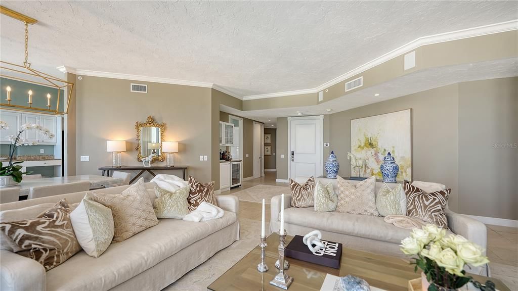 Activo con contrato: $2,495,000 (2 camas, 3 baños, 2655 Pies cuadrados)