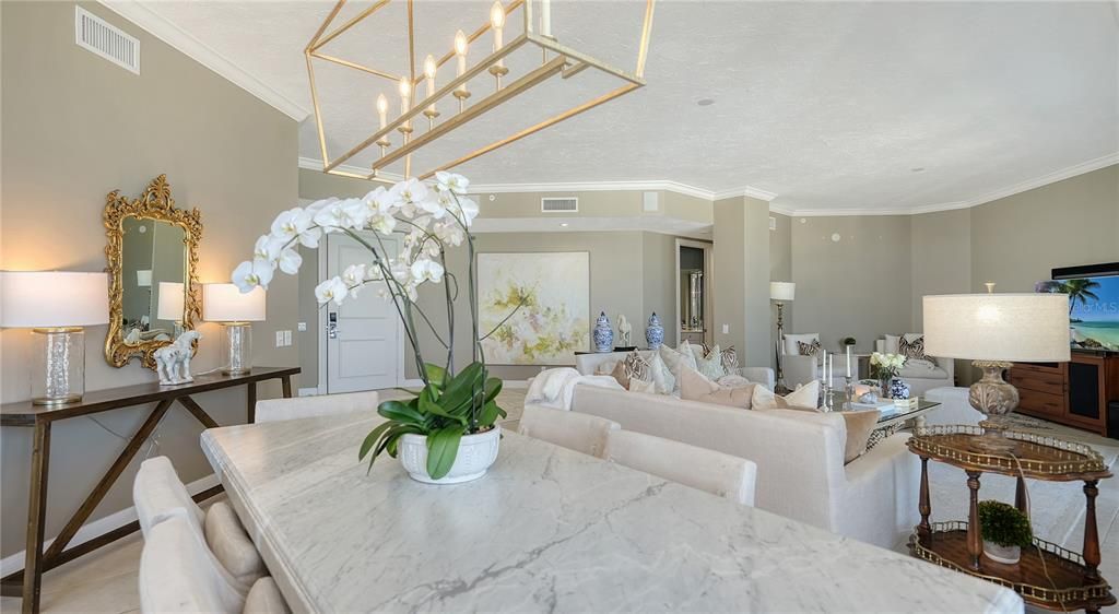 Activo con contrato: $2,495,000 (2 camas, 3 baños, 2655 Pies cuadrados)