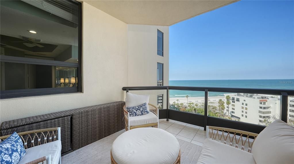 Activo con contrato: $2,495,000 (2 camas, 3 baños, 2655 Pies cuadrados)