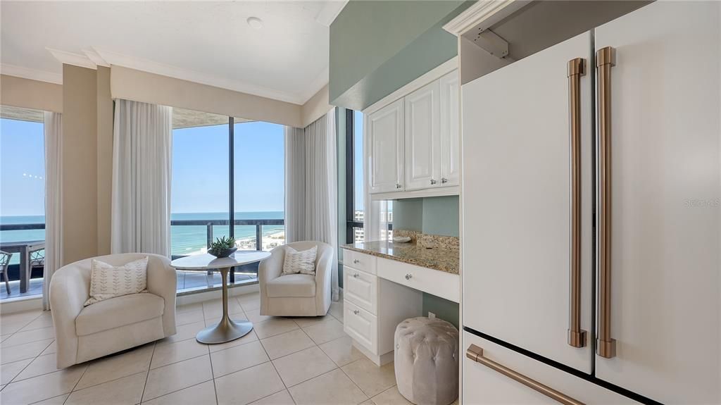 Activo con contrato: $2,495,000 (2 camas, 3 baños, 2655 Pies cuadrados)